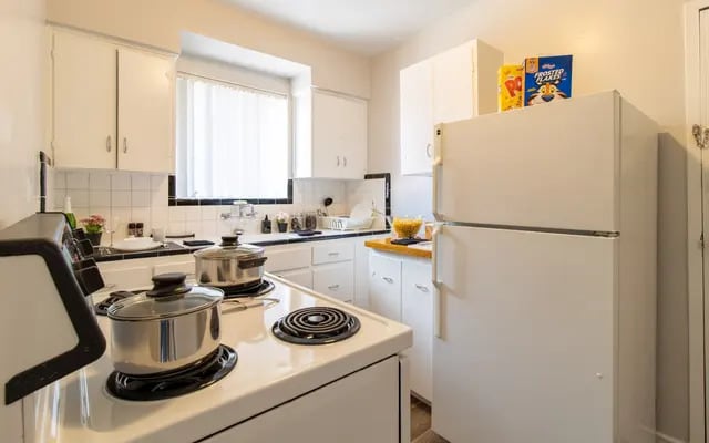 Photo - Lake Ivanhoe Shores Apartments