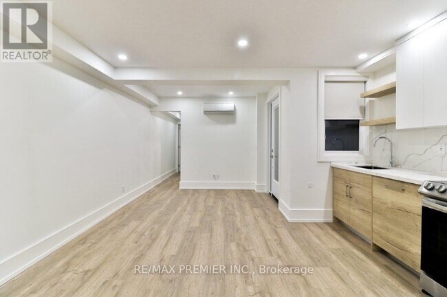 Photo - 88 Lindsey Ave