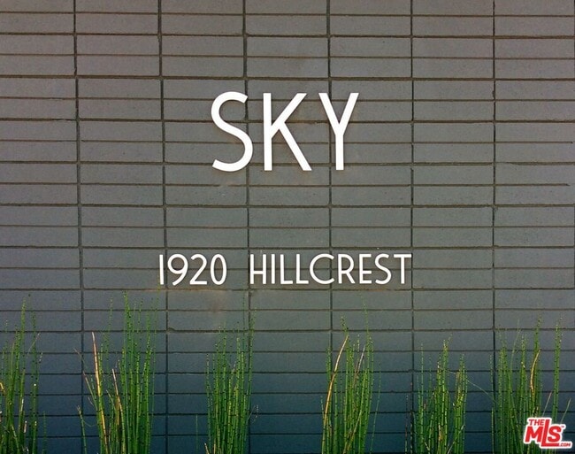 Photo - 1920 Hillcrest Rd Unit 12