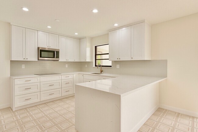 Photo - 9972 SW 4th St