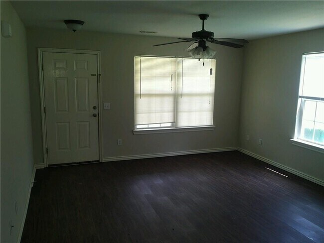 Photo - 263 Graystone Cir