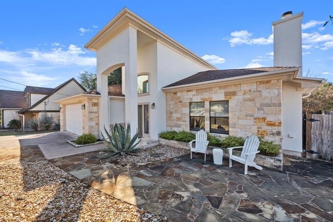 Photo - 1030 Daviot Dr