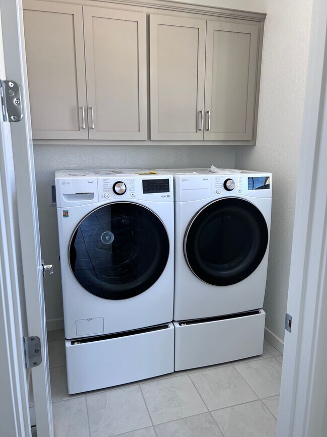 Brand New Rio Vista Duet In 55+ Community Rental For Rent in Rio Vista