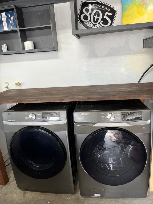 Photo - 2637 Pierpont Blvd