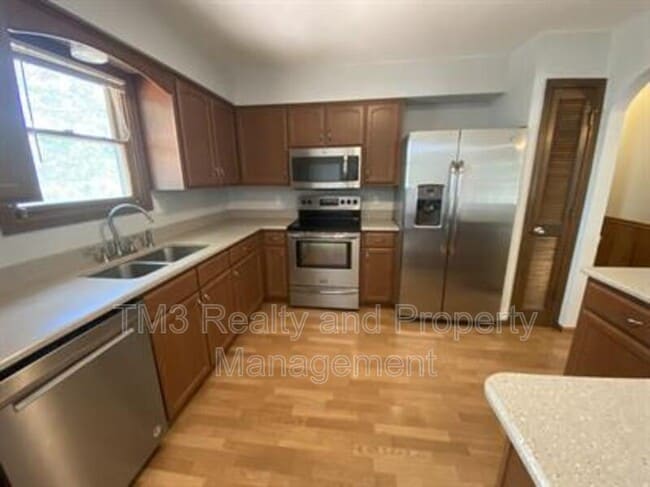 Photo - 12725 S Raintree Dr