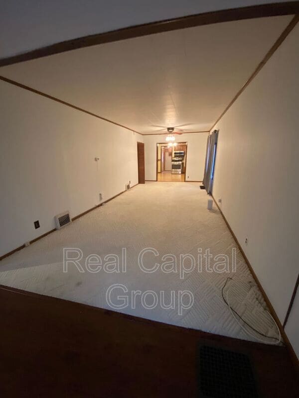 Photo - 539 Harlem Rd