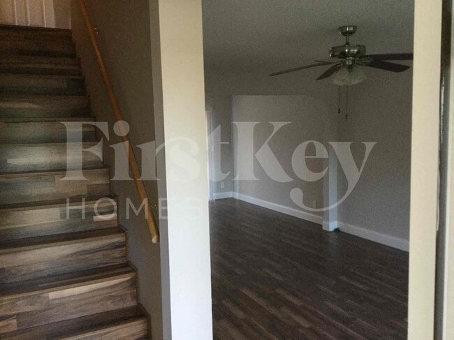 Photo - 5227 Adams Rd