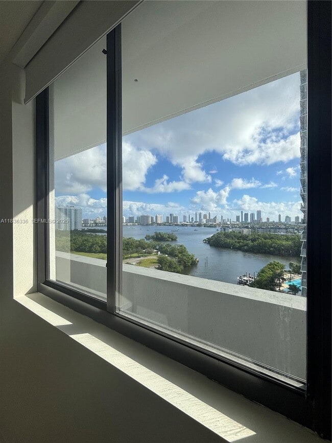 Photo - 16395 Biscayne Blvd Unit 1224