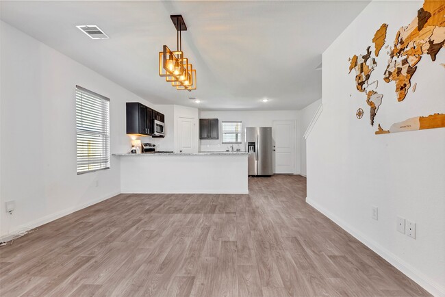 Photo - 1976 Rd 5714