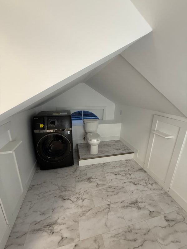 Photo - 285 Genesee St