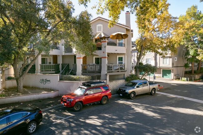 3402 Holly Grove St - The Groves Apartments