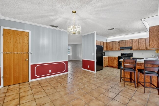 Photo - 6858 S Congress Ave