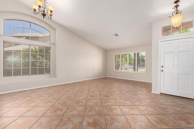 Photo - 4830 W Geronimo St