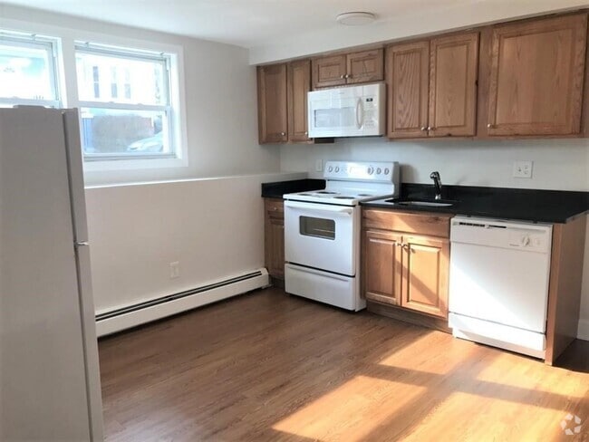 Building Photo - 2 Granite St Unit 3 Rental
