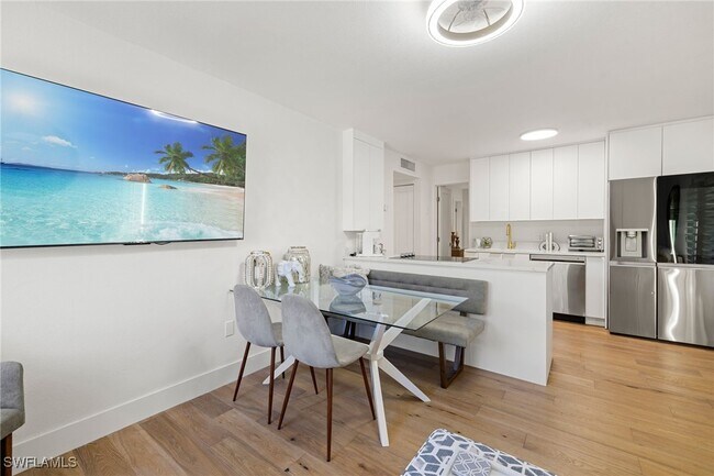 Photo - 175 5th Ave S Unit 204