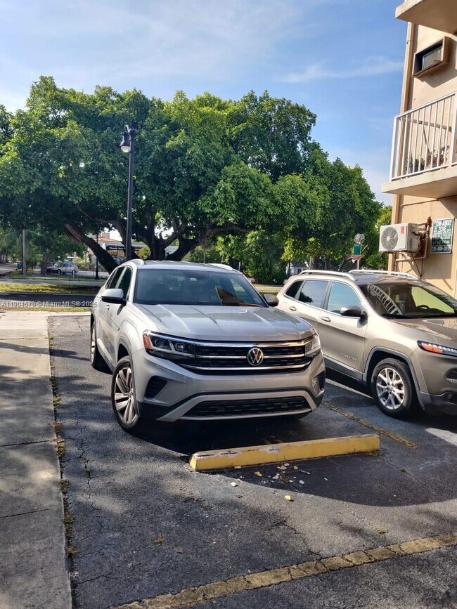 Photo - 2300 SW 3rd Ave Unit 9