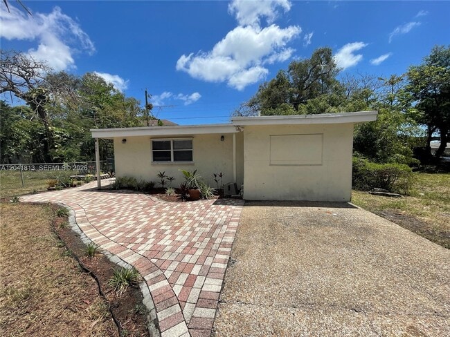 Building Photo - 804 NW 19th Terrace