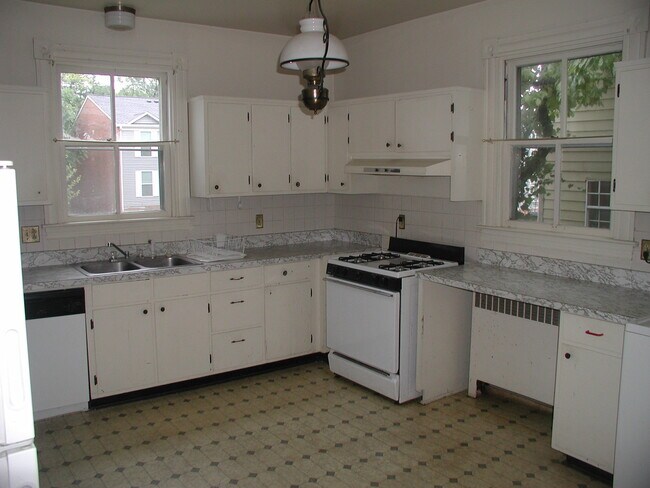 Photo - Charming older downtown Charlottesville home!