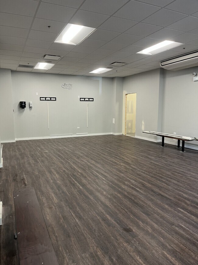 Photo - 1221 N. LaSalle Lofts