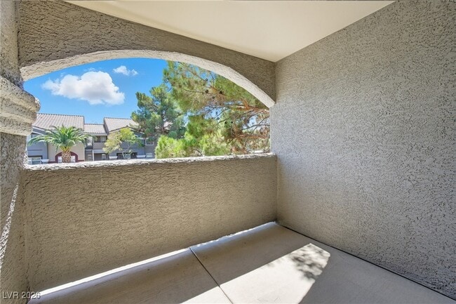 Building Photo - 5055 W Hacienda Ave Unit 2189