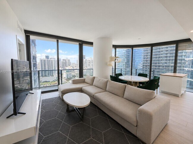 Photo - 55 SW 9th St Unit 3201