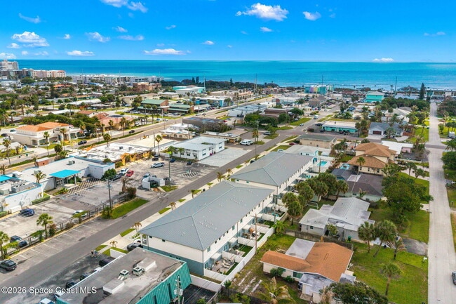 Photo - 223 6th Ave