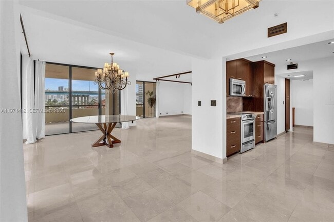 Photo - 19355 Turnberry Way Unit 3J