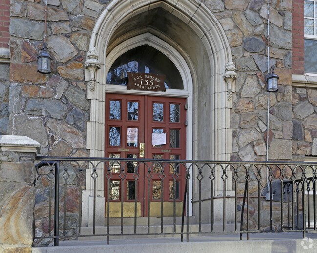 Photo - Lorna Doone Apartments