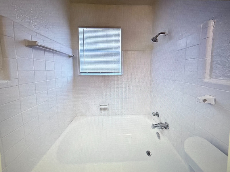 Photo - 2805 Carter St