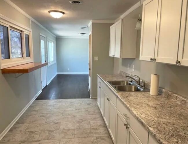 cocina - 630 Whittinghill Ave