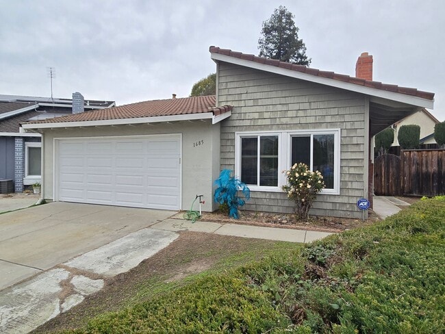 Photo - Remodeled Single Family Home, Newer Kitchen/Bathrooms, Fresh Paint, Large Yard with Pie Shape Lot!