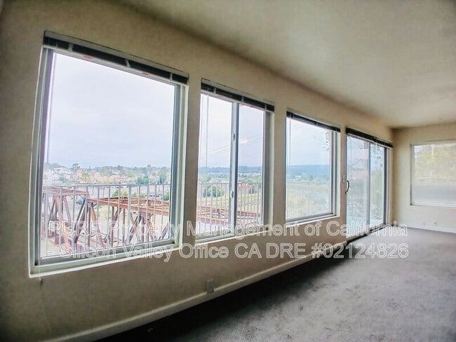Photo - 1104 E Cliff Dr Unit 9