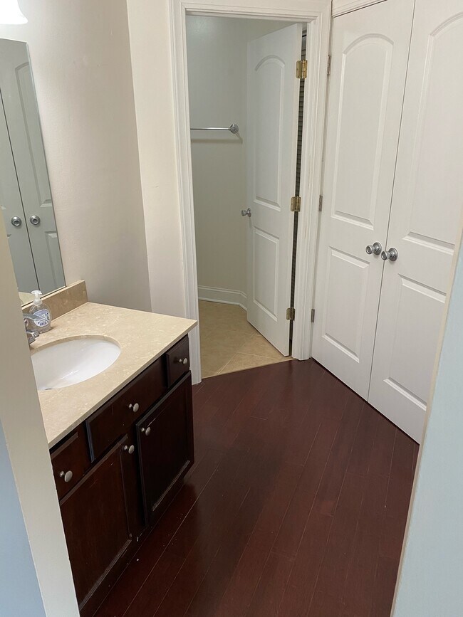 Photo - 680 S Federal St Unit 301