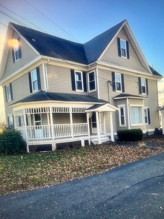 Photo - 277 Read St Unit 2