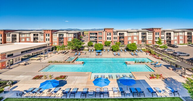 Photo - MAA Promenade