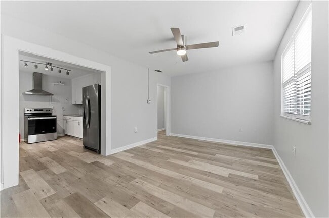 Photo - 1307 Elizabeth Ave SW