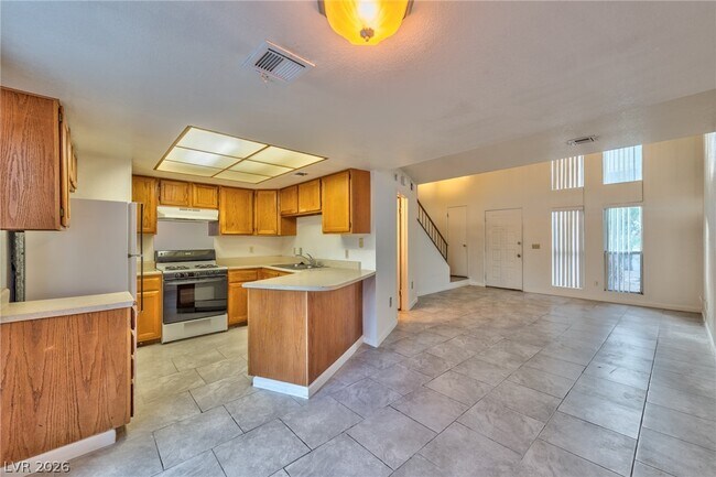 Photo - 587 Sellers Pl