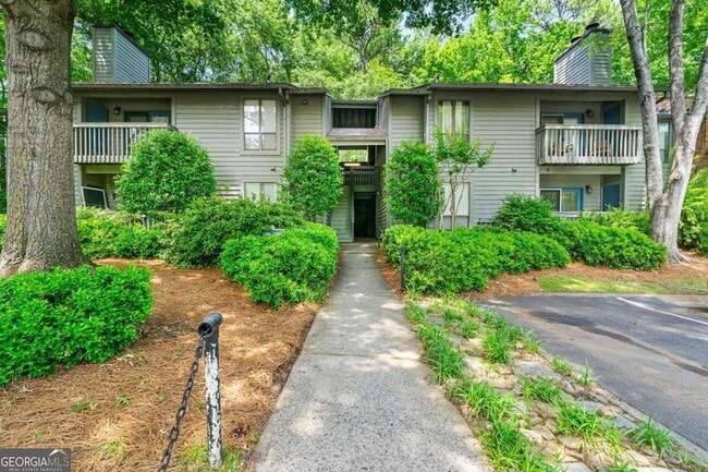 Building Photo - 1306 McClelen Way Rental