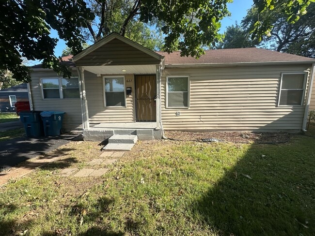 Building Photo - 627 Ferguson Ave Rental