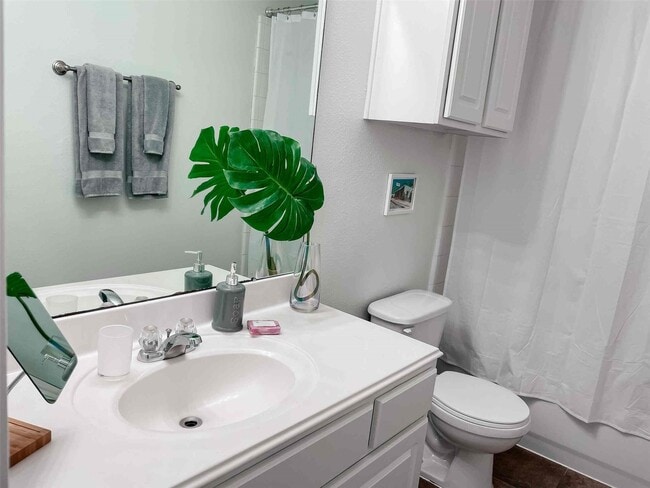 Photo - 1308 Andrews St
