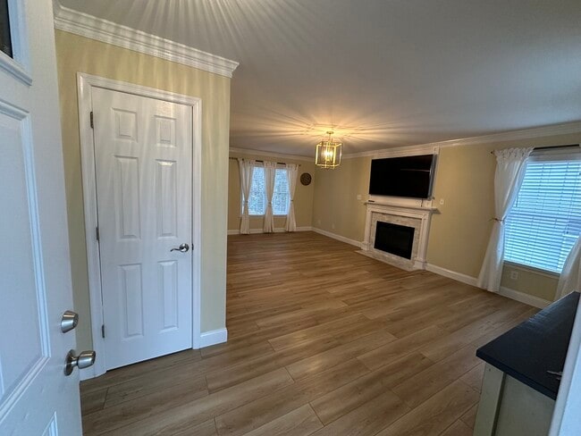 First Floor Living Room - 5605 Eagle Lake Dr