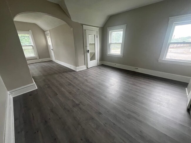 Photo - 3511 Memphis Ave Unit Front Upper Loft