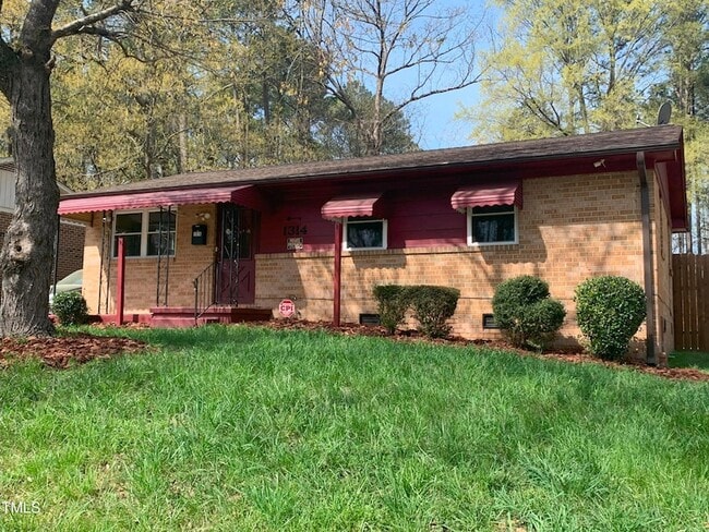 Building Photo - 1314 Hearthside St