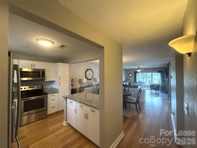 Photo - 9817 Emerald Point Dr Unit 8