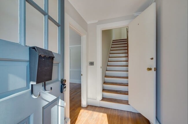 Photo - 27 Mount Vernon St Unit 1