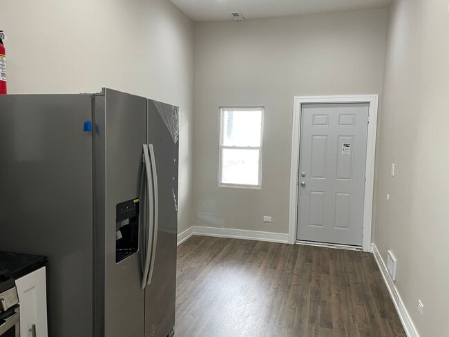 Photo - 4407 S Wallace St Unit 1