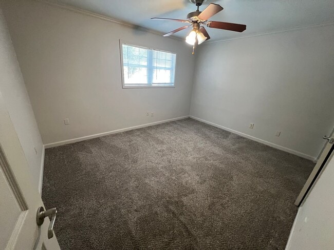 Photo - 2 Bedroom 1 Bath Apartment Close to Campus!