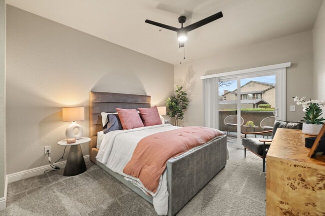 Photo - The Preserve at Creekside