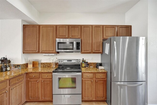 Photo - 228 SW 6th Ct