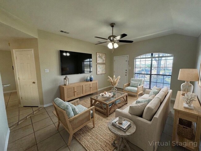 Building Photo - 3500 Dustin Ct Unit # A